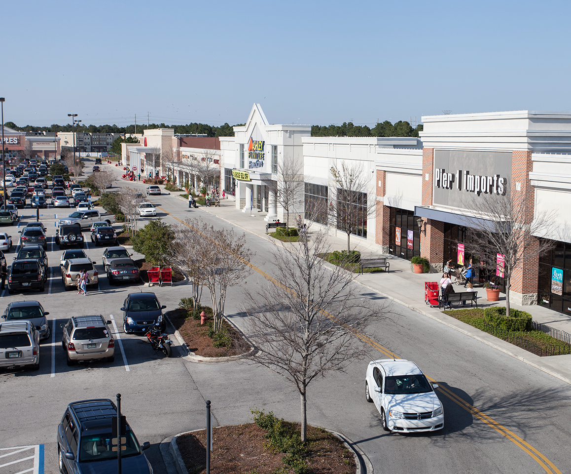 famous footwear town center mall