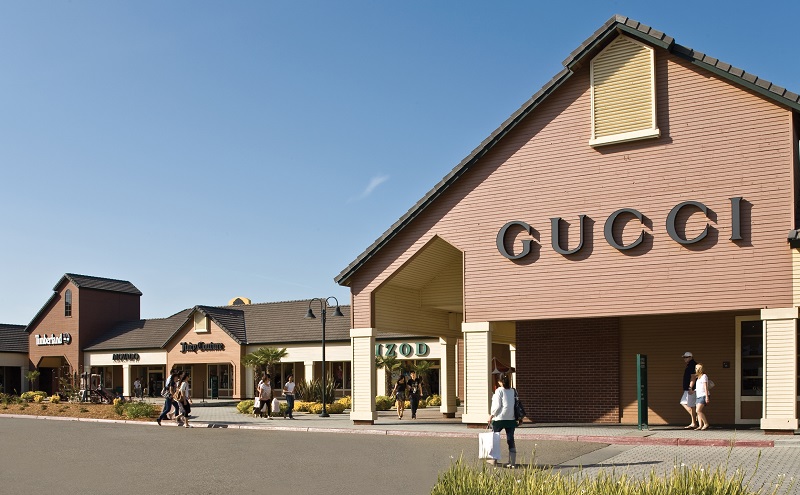 hollister vacaville outlets