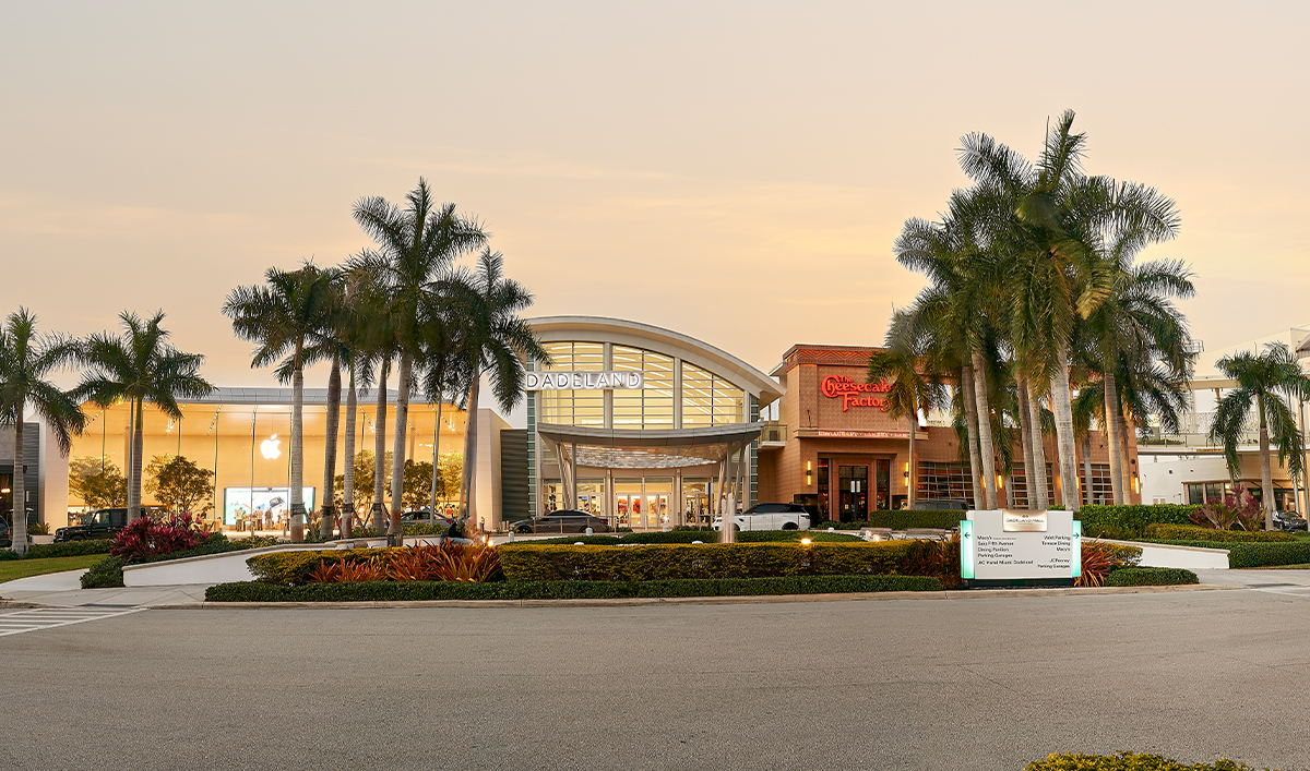 Do Business at Dadeland Mall, a Simon Property.