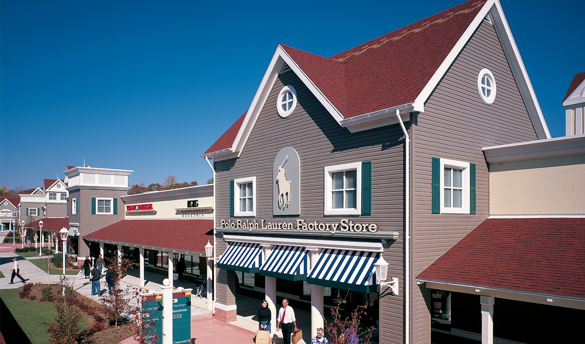 Do Business at Clinton Premium Outlets 