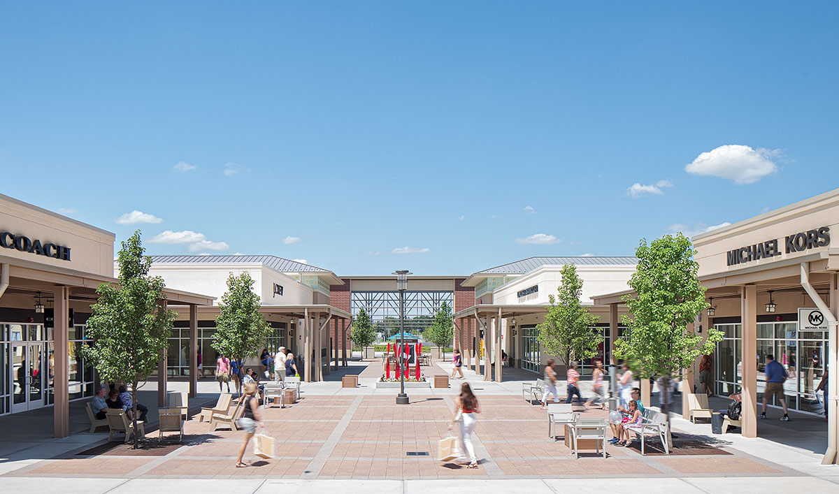 Do Business at Chicago Premium Outlets 