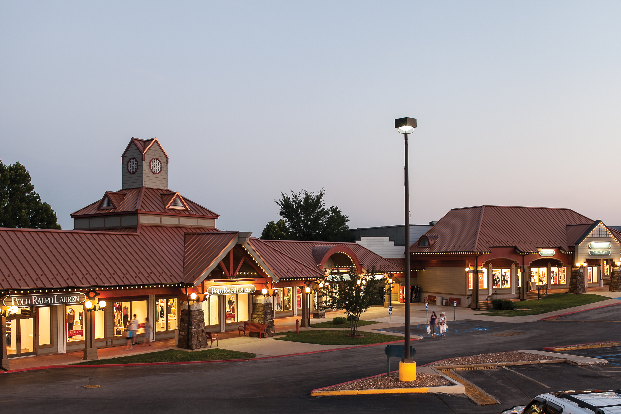 Do Business at Osage Beach Outlet Marketplace, a Simon Property.